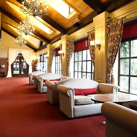 Mulroy Woods Hotel Milford