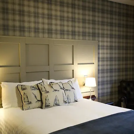 Mulroy Woods 4*
