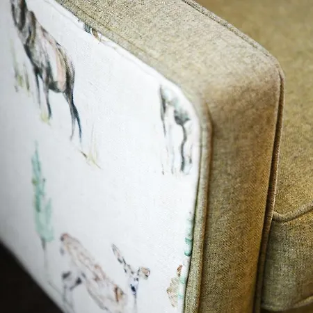 Mulroy Woods 4* מילפורד