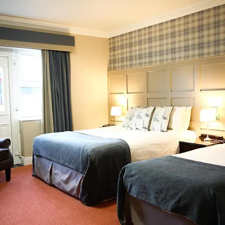 Hotel Mulroy Woods 4*