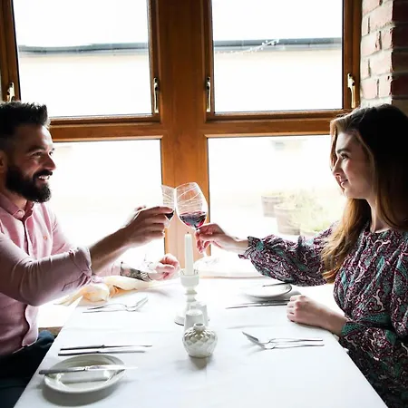 Mulroy Woods Hotel Milford