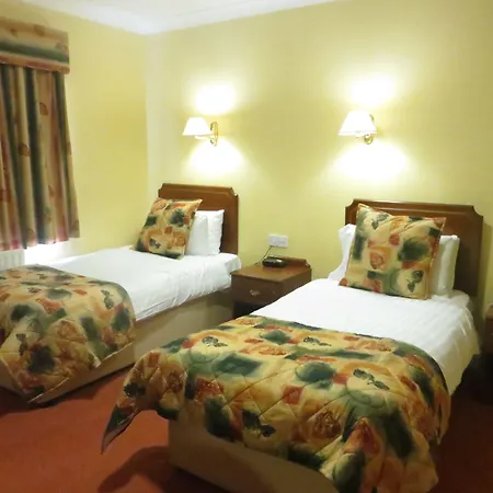 Mulroy Woods Hotel 4*