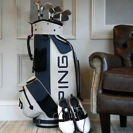 Mulroy Woods מילפורד