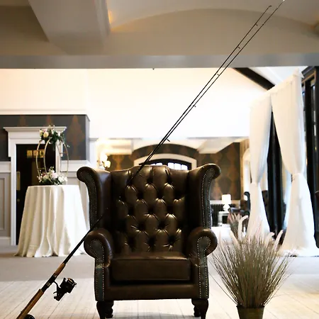 Mulroy Woods מילפורד