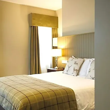 Mulroy Woods 4*