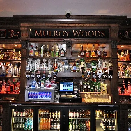 Отель Mulroy Woods Милфорд