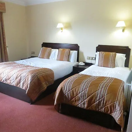 Hotel Mulroy Woods 4*