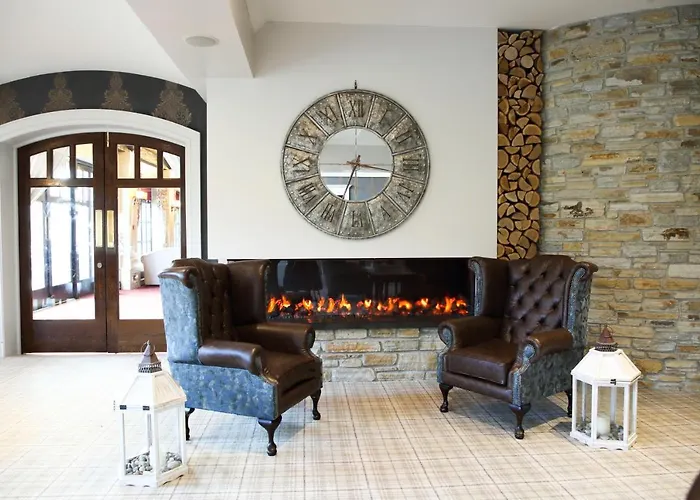 Mulroy Woods 4* Milford