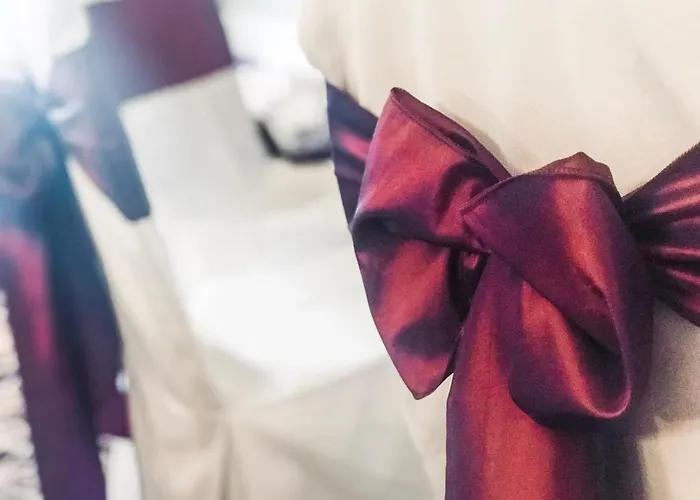 Отель Mulroy Woods Милфорд