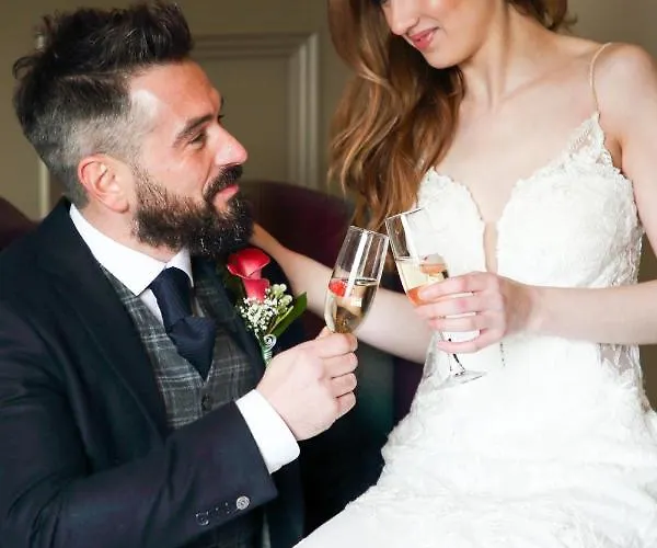 Mulroy Woods Отель Милфорд