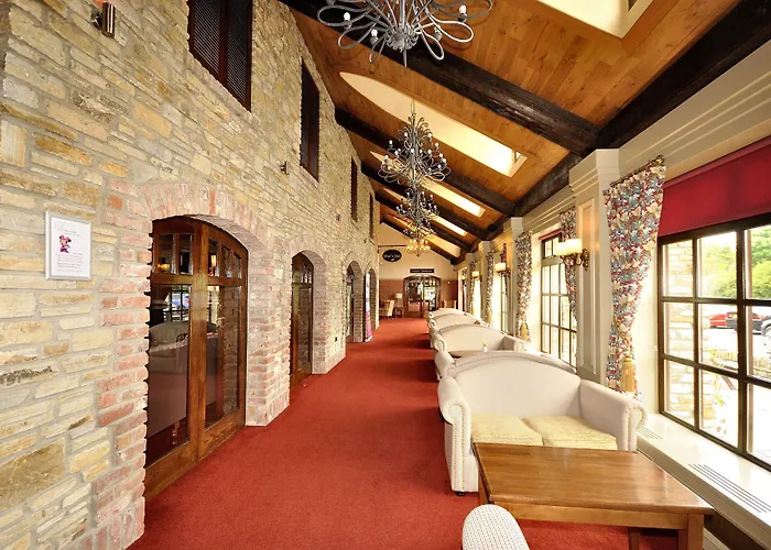 Hotel Mulroy Woods 4*