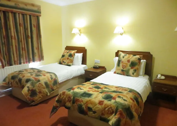 Mulroy Woods Hotel 4*