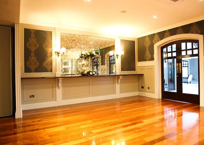 Mulroy Woods 4* Milford