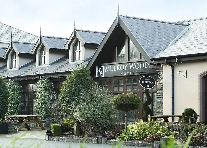 Отель Mulroy Woods